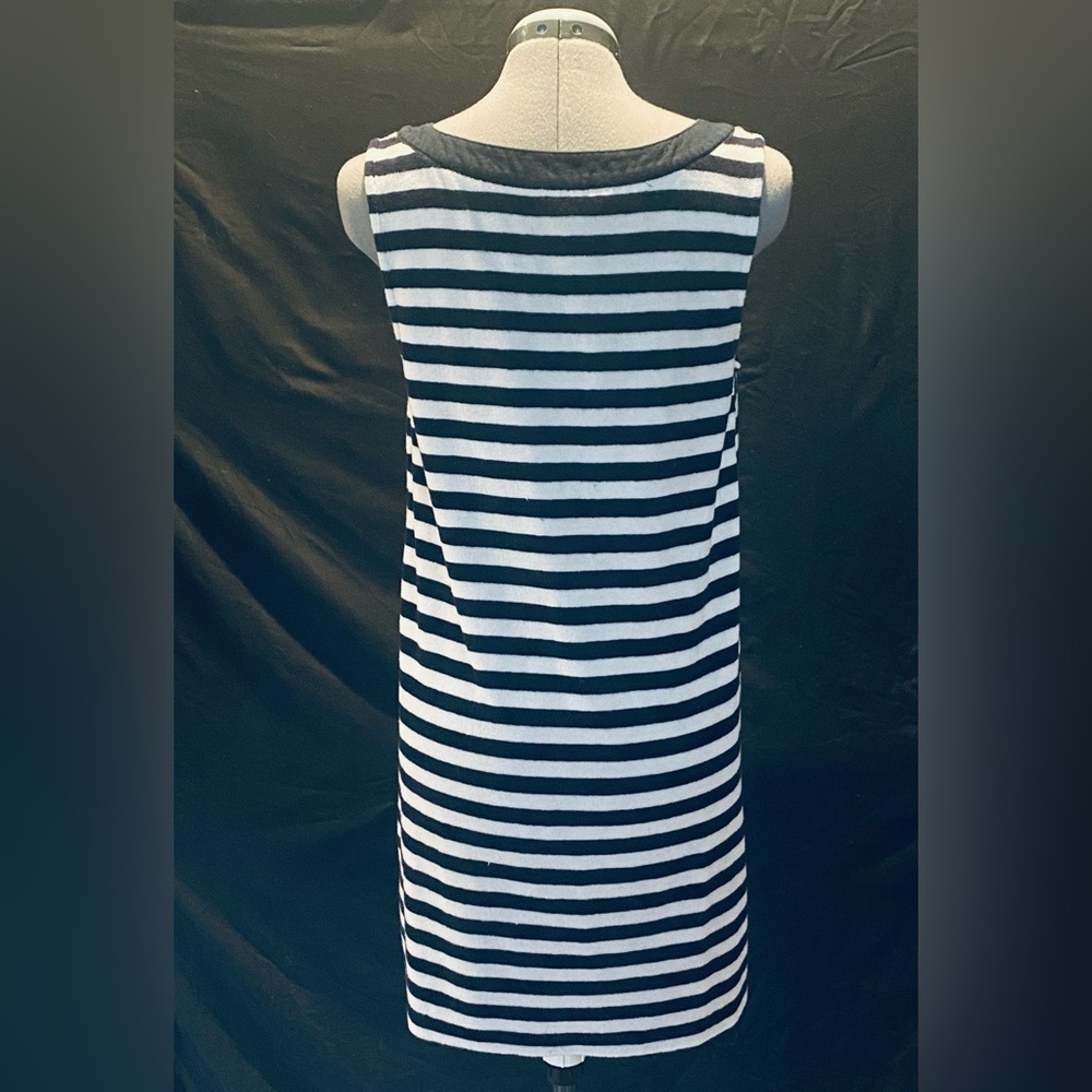 Boden, Navy Blue and White Striped, Soft Terry Cloth Swim Coverup Dress. size 6 - Picture 2 of 4